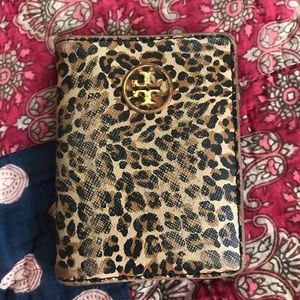 Tory Burch wallet
